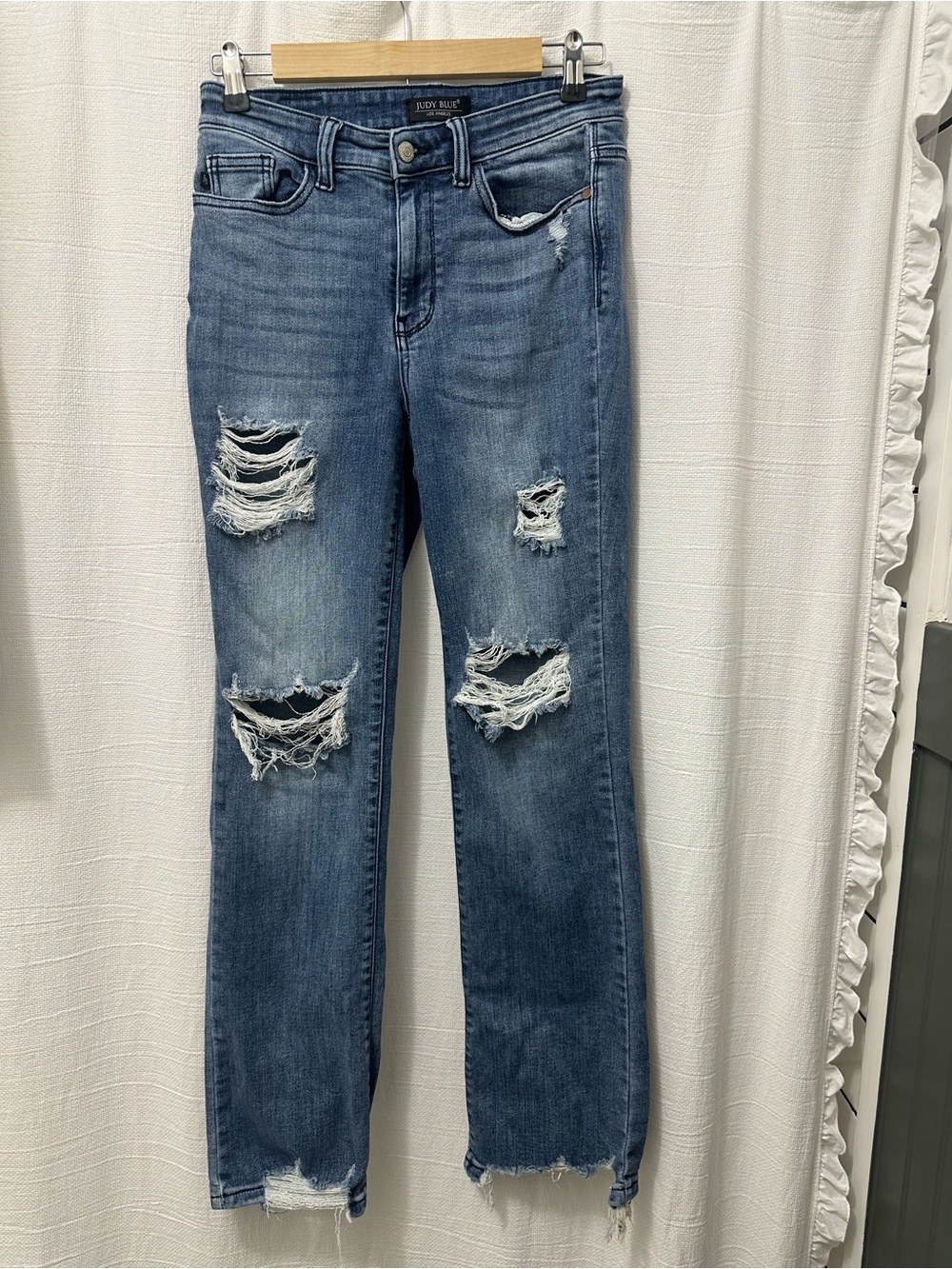 Judy Blue Distressed Straight Leg Jeans